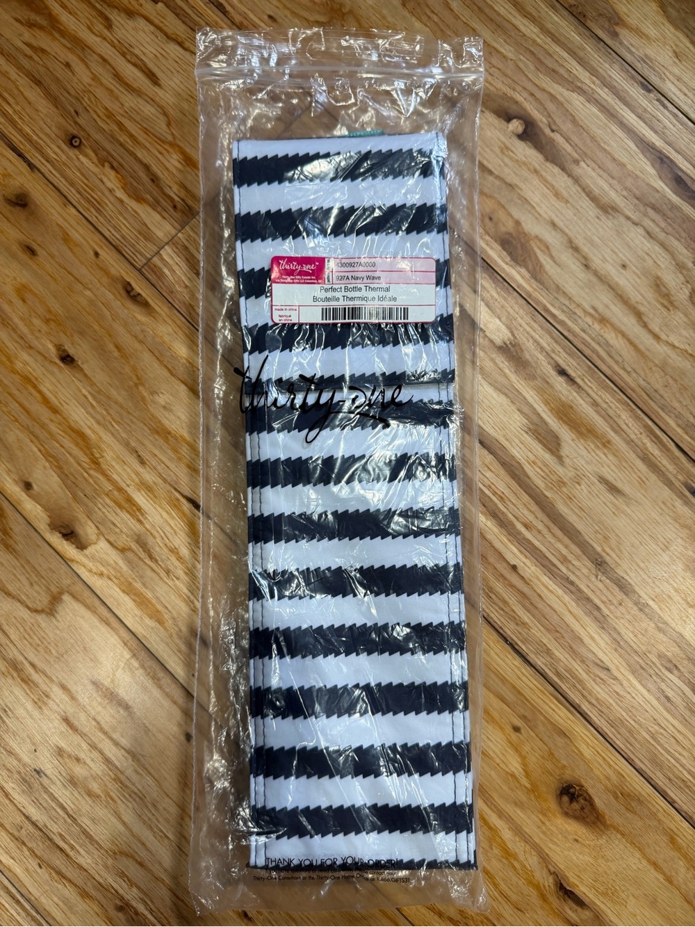 thirty-one Navy and White Wave Bottle Thermal